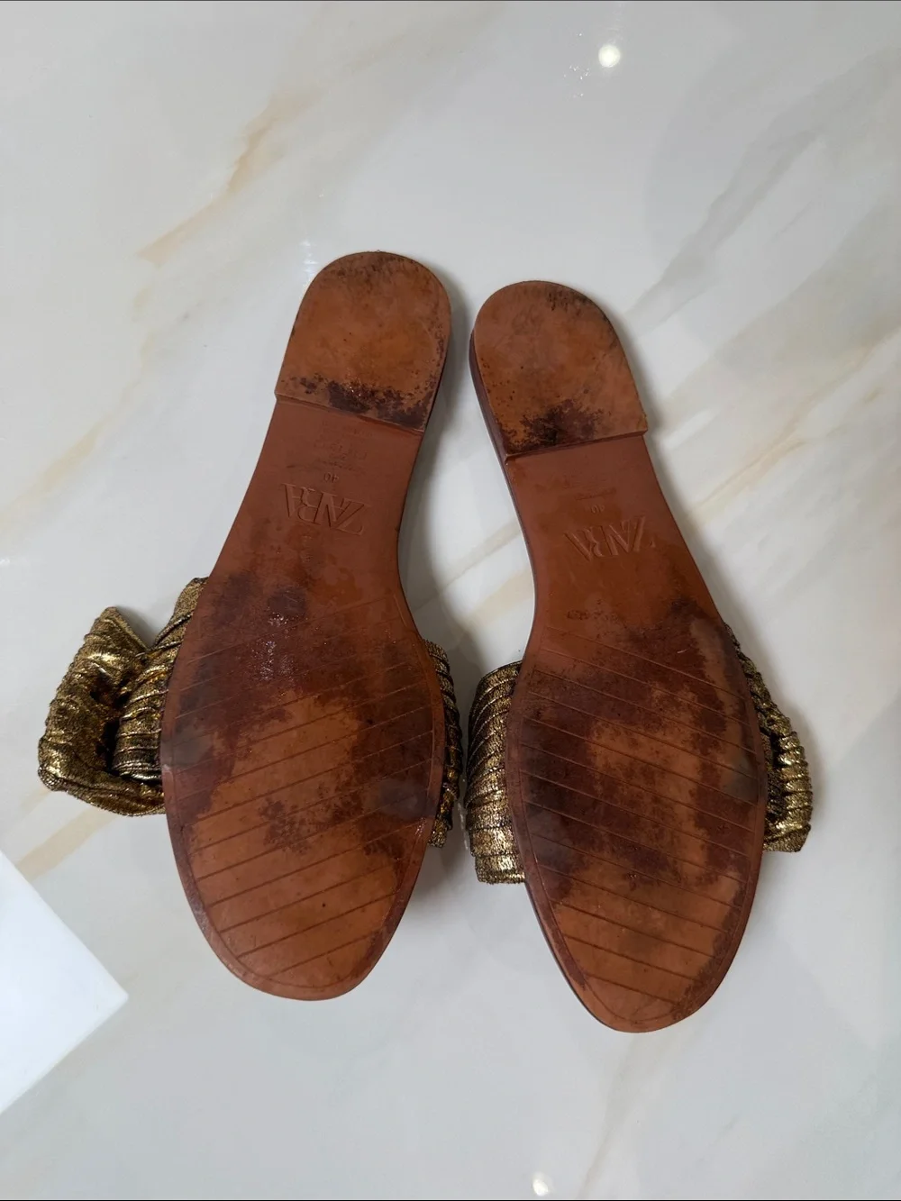 Zara Metallic Gold Knot-Detail Slide Sandals - Picture 4 of 4